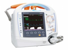 TEC-5600 Serisi Defibrilatör